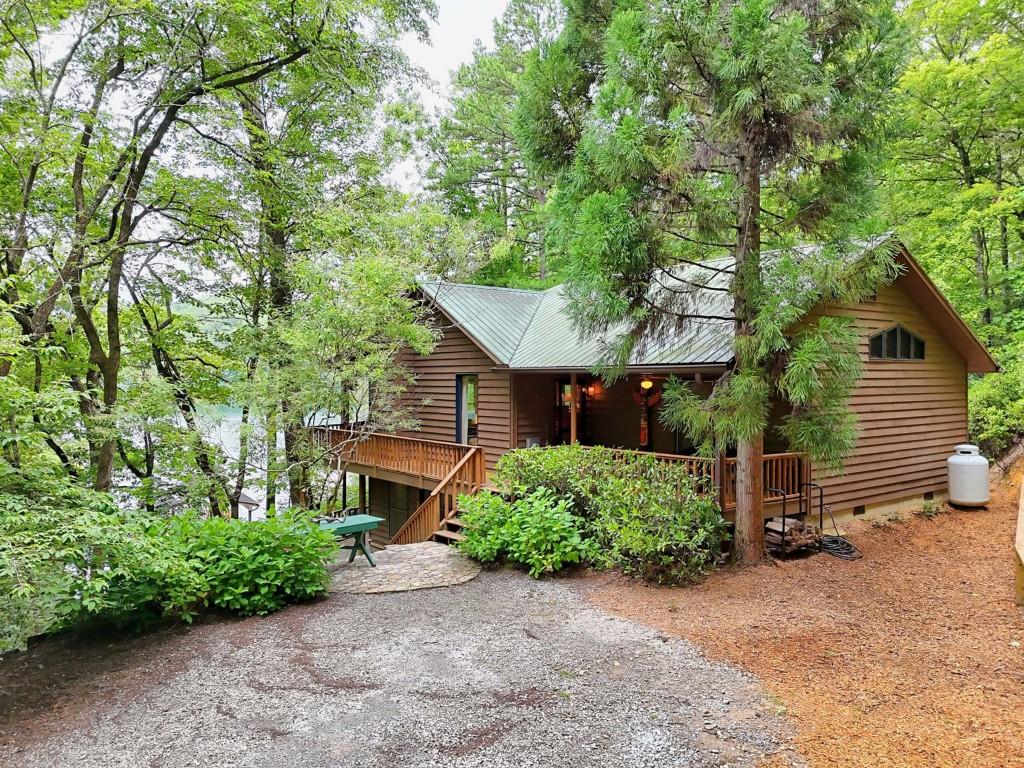 3019 Moccasin Creek Road
