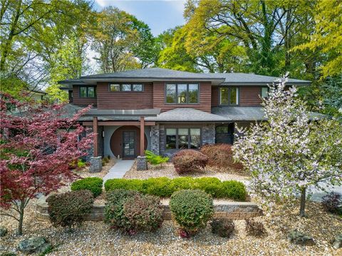 Photo of 523 Mckoy Street, Decatur, GA 30030 (MLS # 7750927)