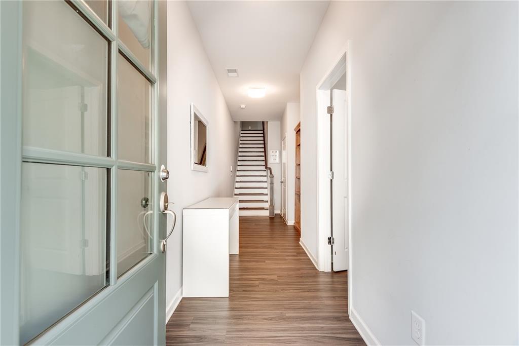 768 Aerial Way, Atlanta, Georgia image 3