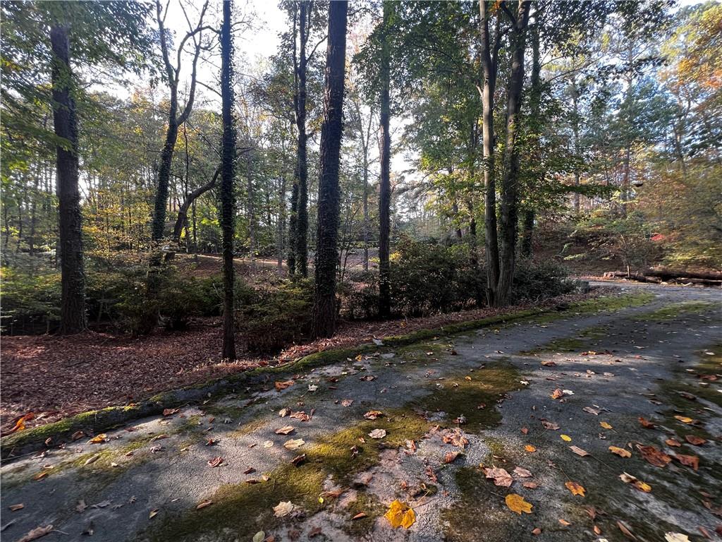 1340 W Garmon Road, Sandy Springs, Georgia image 8
