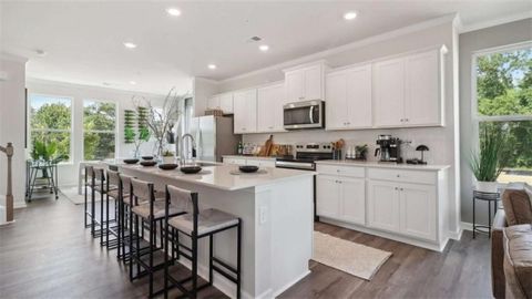 204 College Circle 1003 Atlanta GA 30354