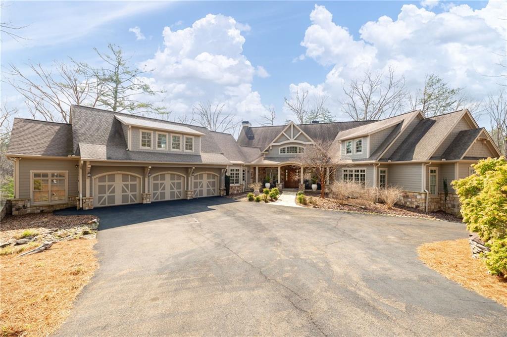 928 Black Bear Trail