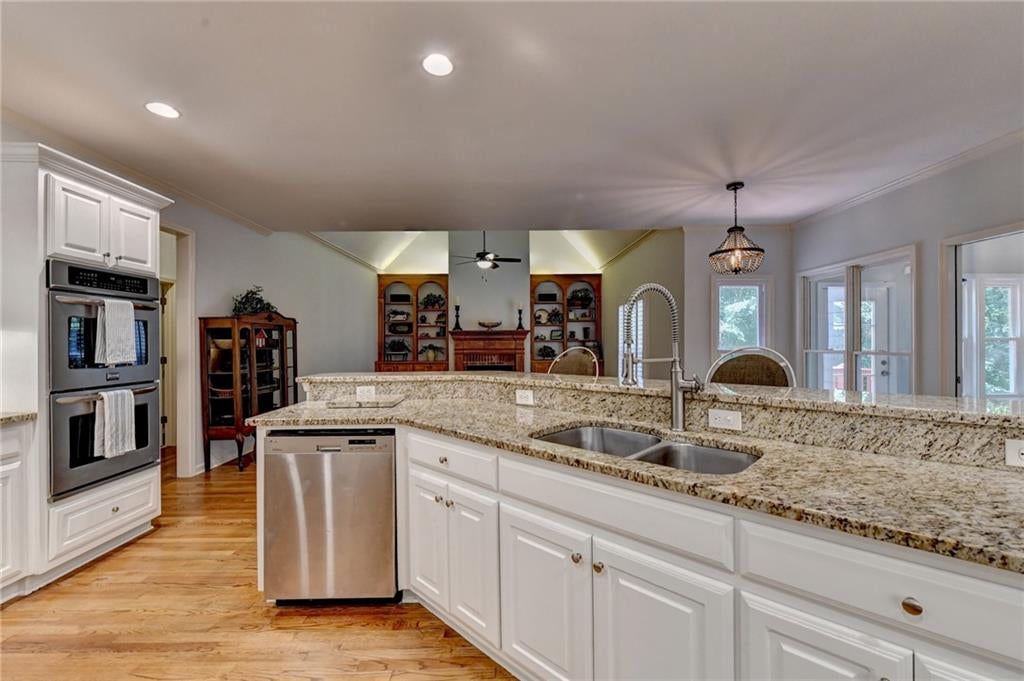 3515 Woodbury Creek Drive