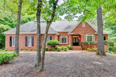 Homes For Sale - 3515 Woodbury Creek Drive<br/> Cumming, GA 30041