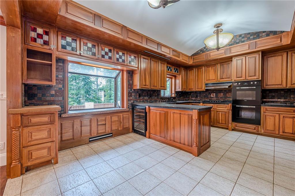 S Cherokee lane - Residential