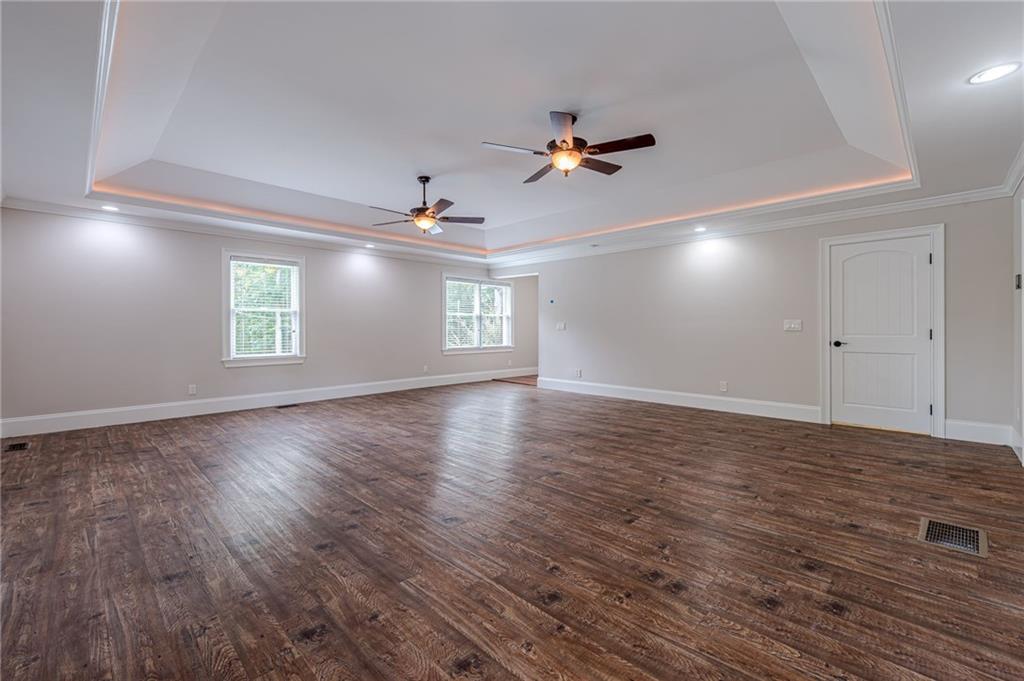 S Cherokee lane - Residential