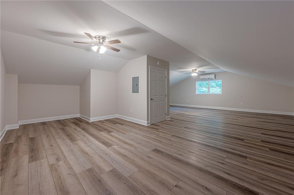 S Cherokee lane - Residential