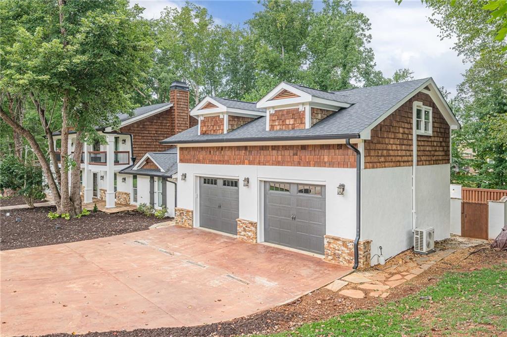 2697 S Cherokee Lane