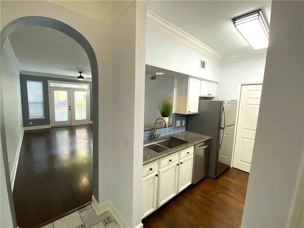 3777 Peachtree Road NE 1517