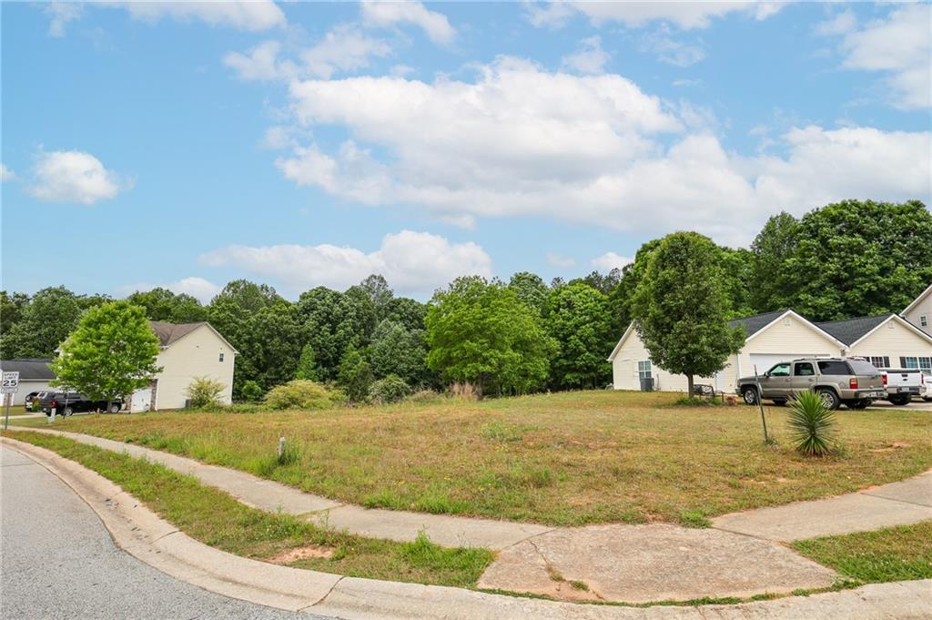 3404 Silver Wood Walk