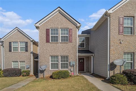 Townhouse For Sale - 6257 Ellenwood Drive<br/> Rex, GA 30273