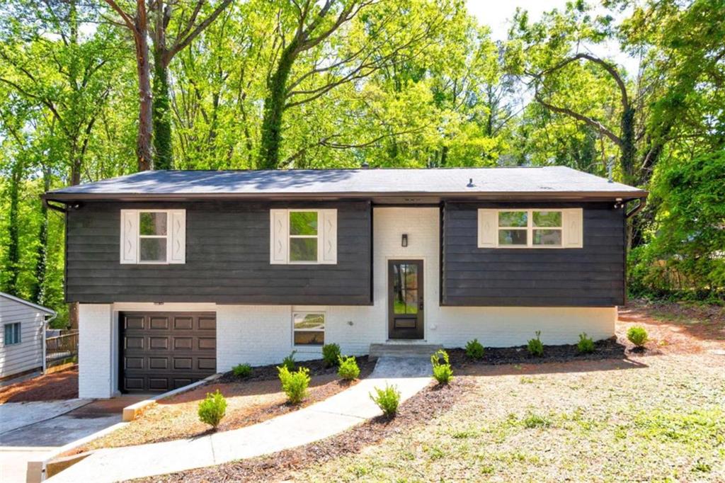 809 Vinton Wood Road, Forest Park, Georgia image 1