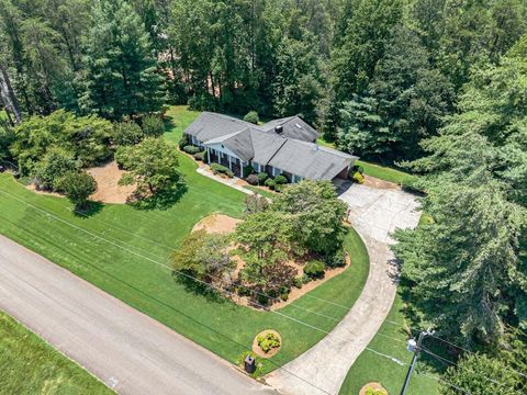 1725 Mountainside Drive Cumming GA 30040