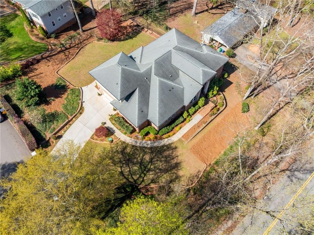 listing image 80