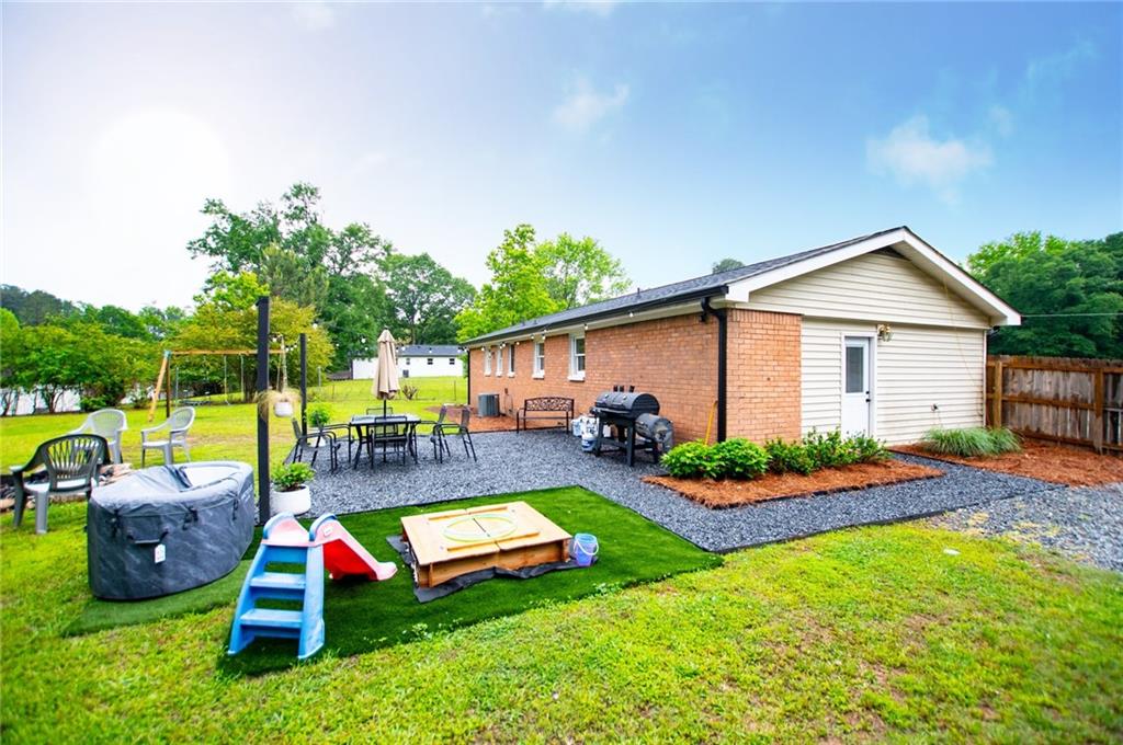 4529 Lakeview Drive, Powder Springs, Georgia image 31