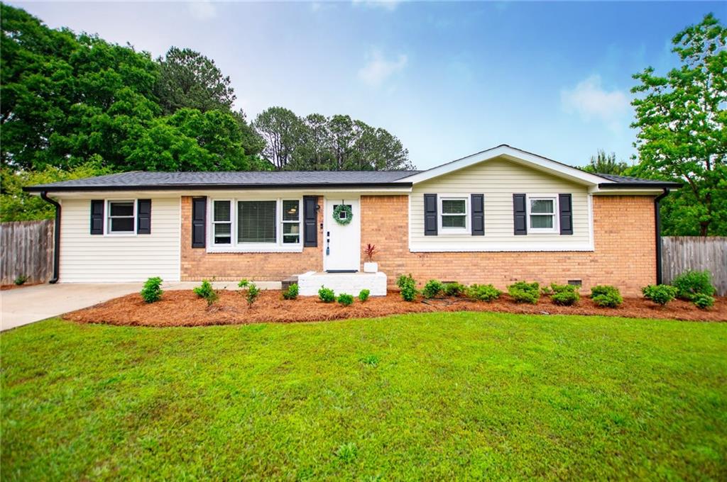 4529 Lakeview Drive, Powder Springs, Georgia image 3