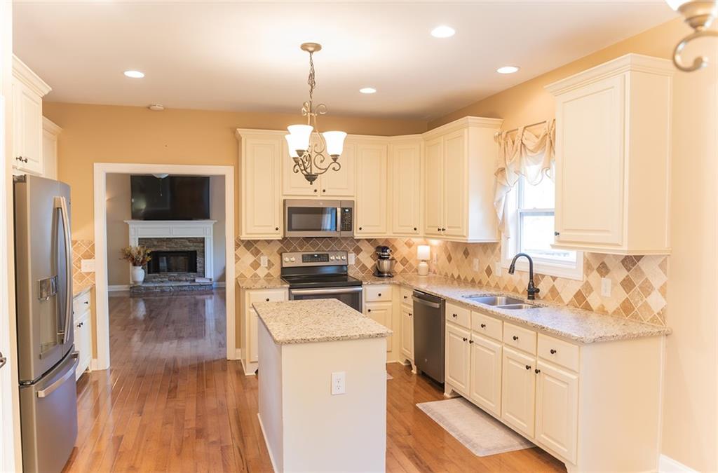 5209 Chastain Way, Gainesville, Georgia image 13