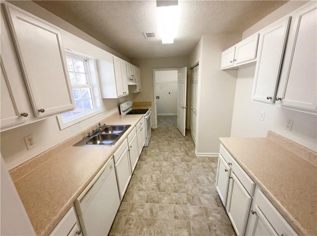 350 Lambert Overlook Circle