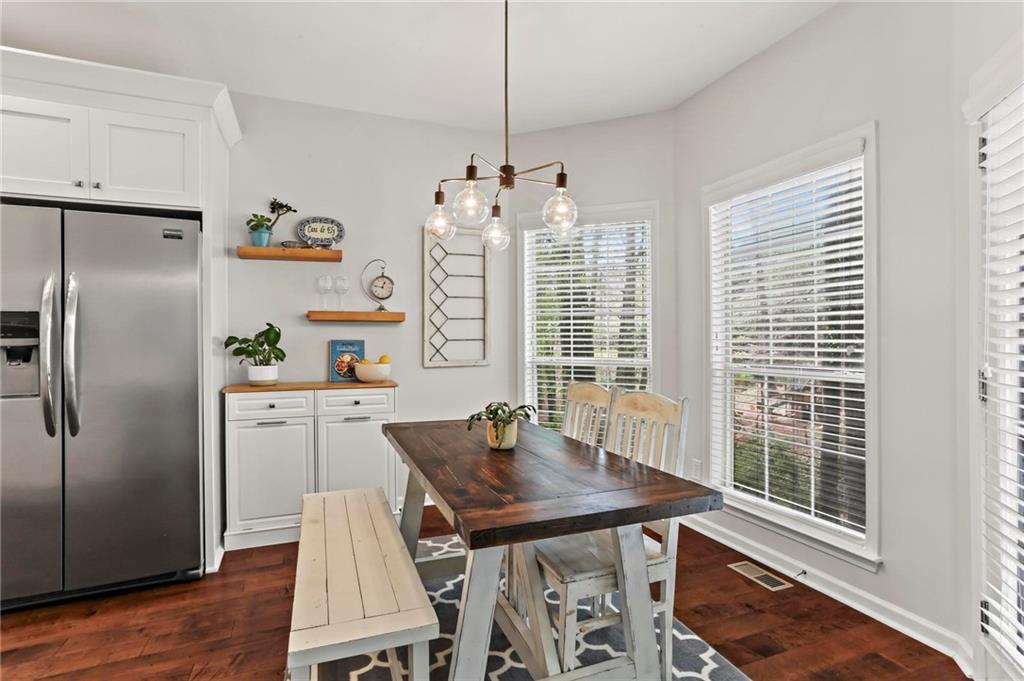 2015 Chelton Way, Smyrna, Georgia image 11