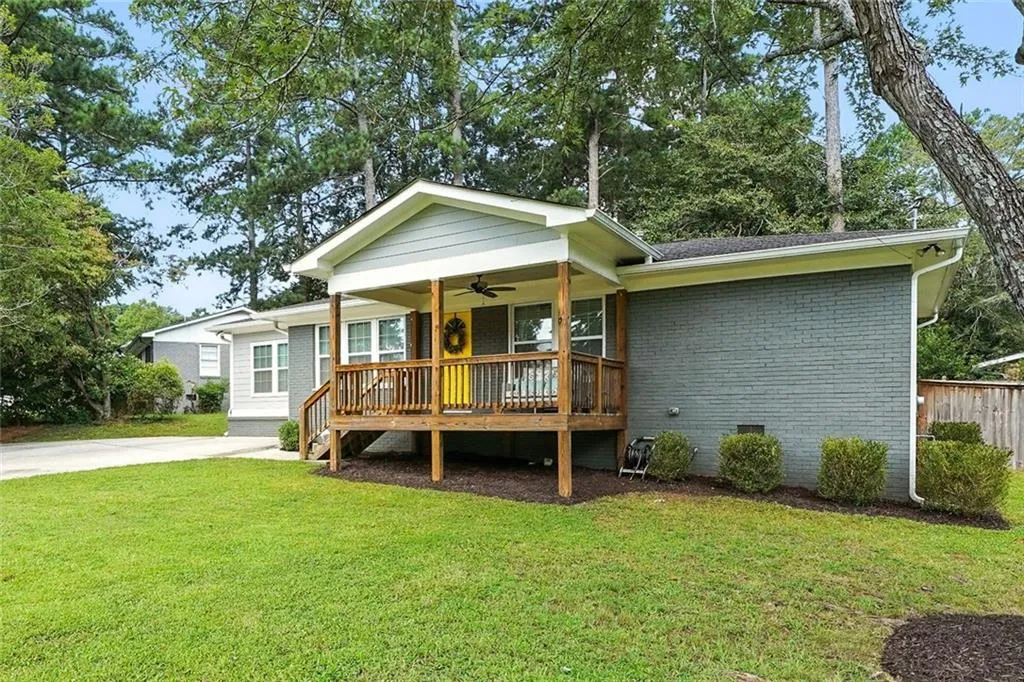 Smyrna, Georgia 30080, United States, 3 Bedrooms Bedrooms, ,3 BathroomsBathrooms,Residential,Active,195973