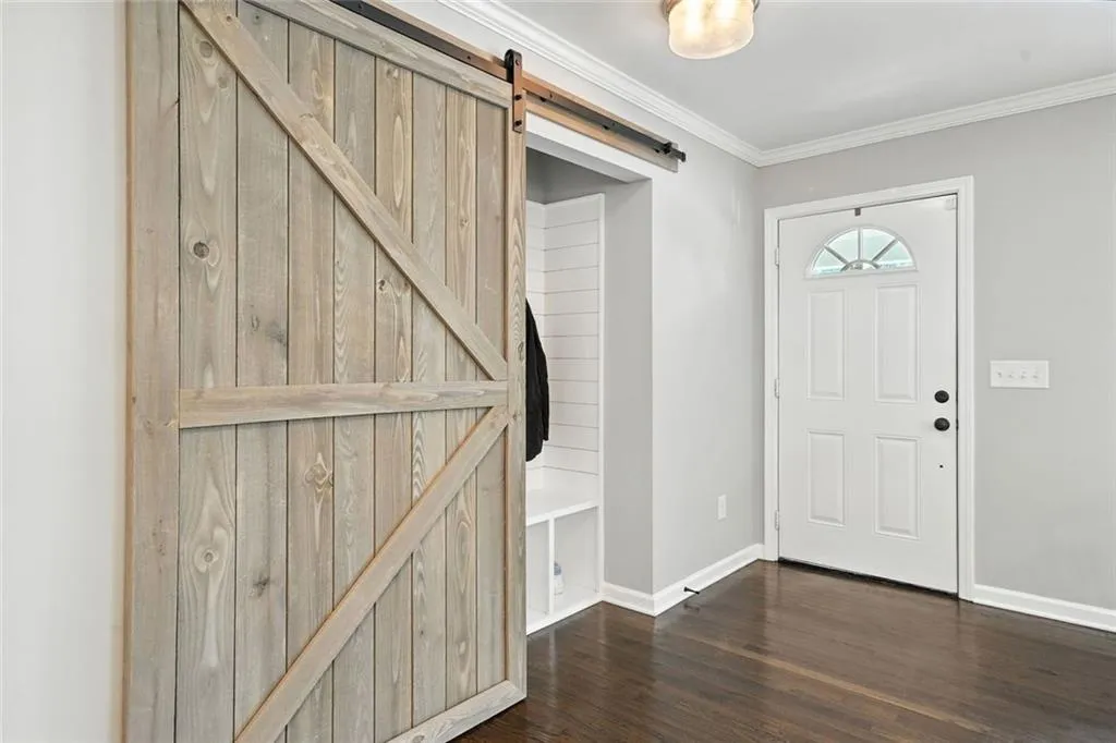 Smyrna, Georgia 30080, United States, 3 Bedrooms Bedrooms, ,3 BathroomsBathrooms,Residential,Active,195973