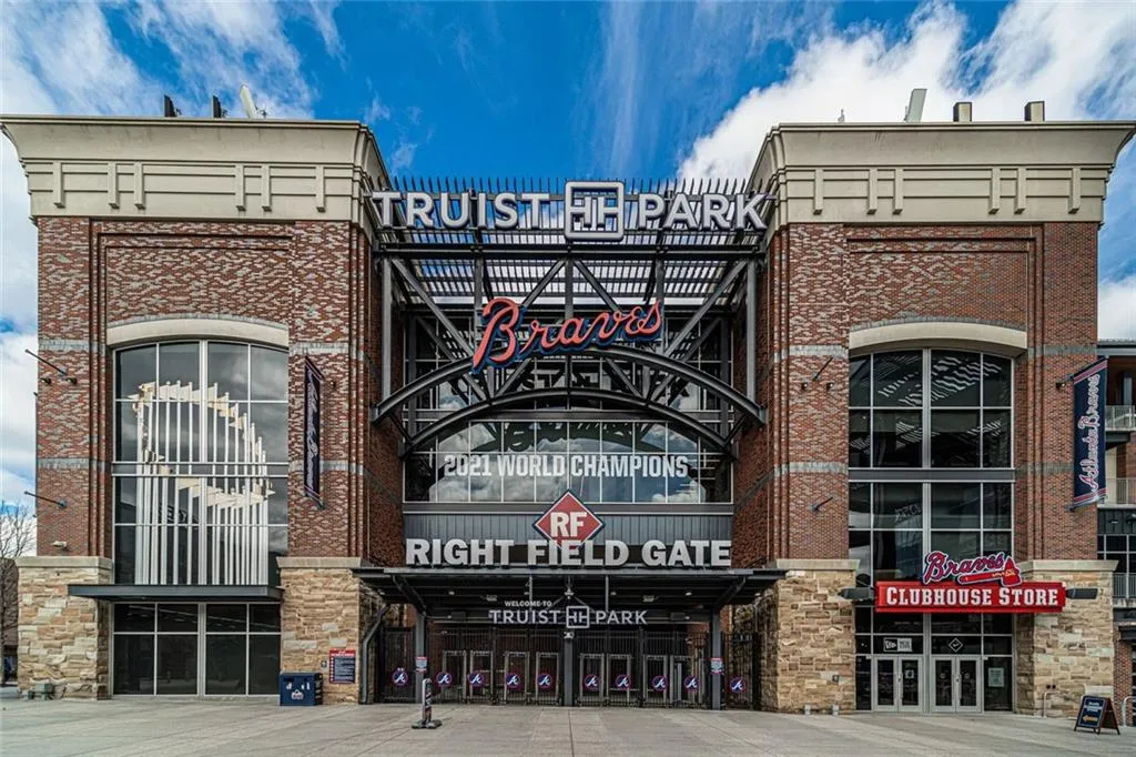 Smyrna, Georgia 30080, United States, 3 Bedrooms Bedrooms, ,3 BathroomsBathrooms,Residential,Active,195973