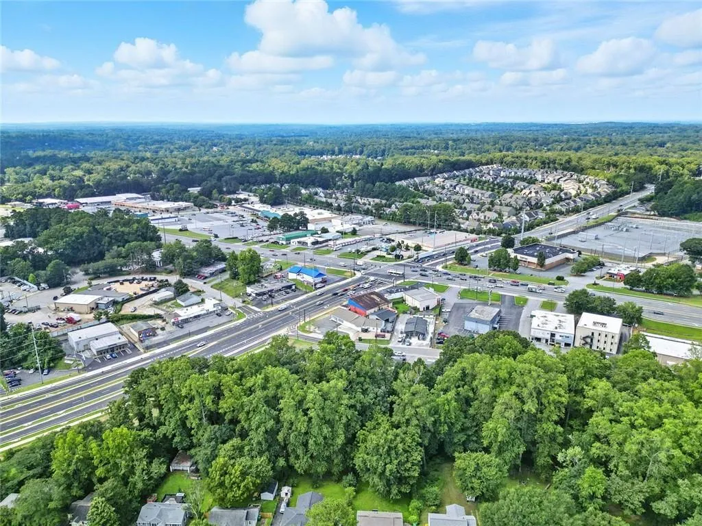 Smyrna, Georgia 30080, United States, 3 Bedrooms Bedrooms, ,3 BathroomsBathrooms,Residential,Active,195973