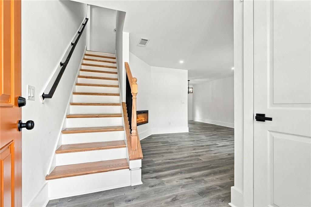 5441 Forest Path Court