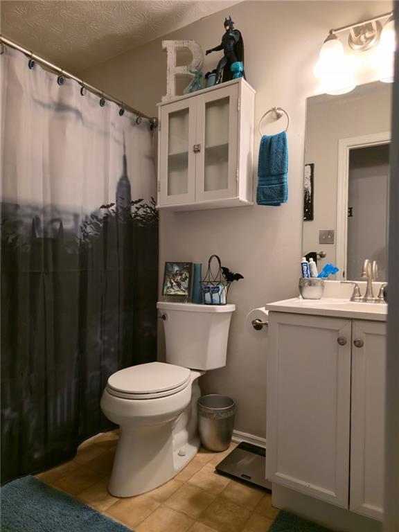 6193 Charring Cross Court, Lithonia, Georgia image 4