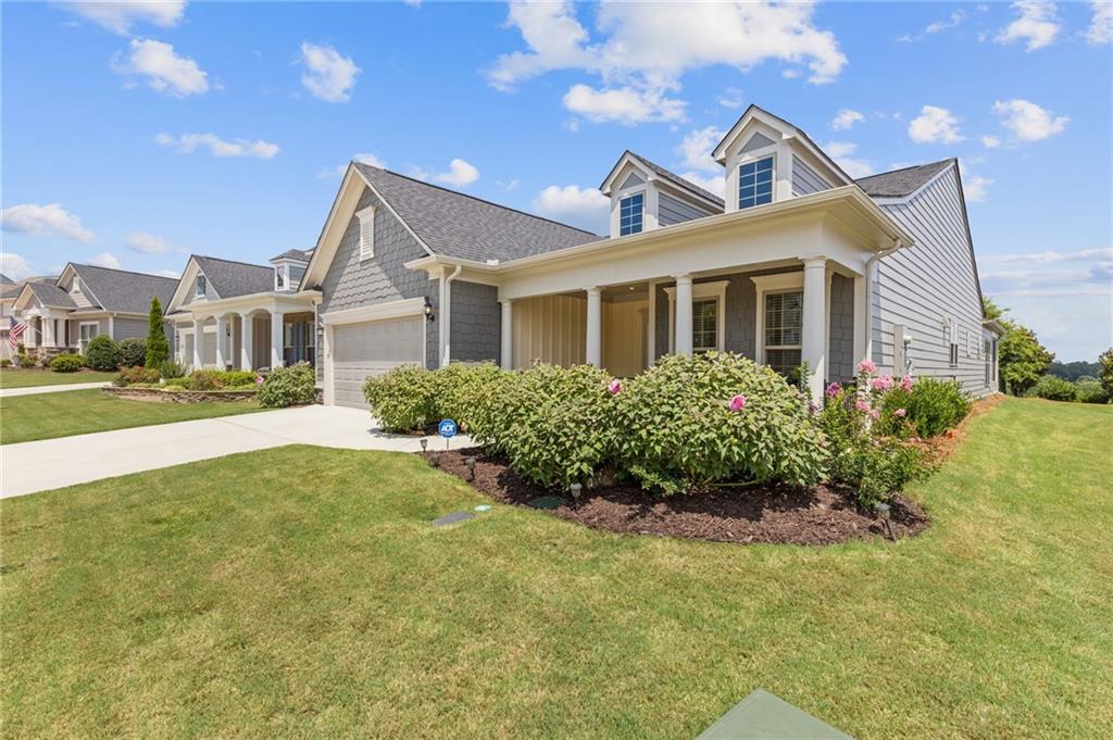 5760 Maple Bluff Way