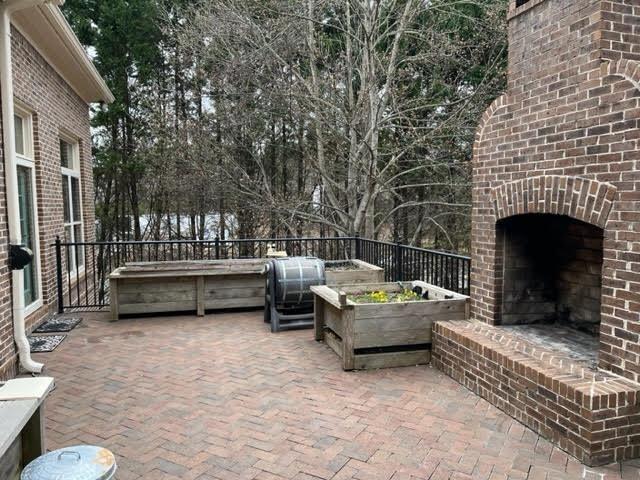 25 Riverview