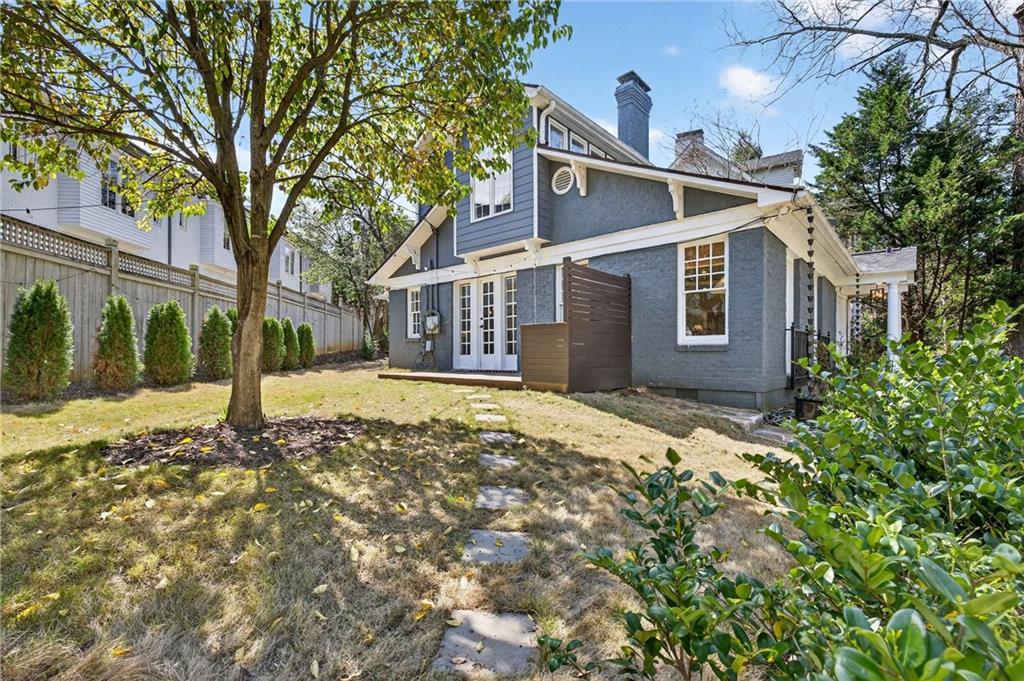 217 NE Westminster Drive