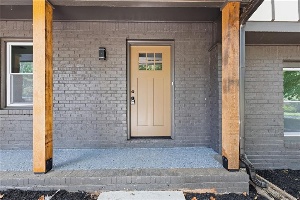 2176 Deer Trail