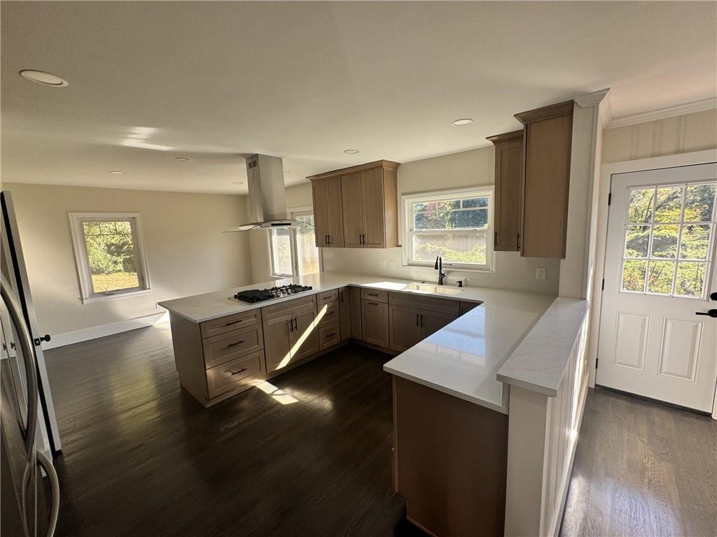 835 Lynn Circle SW