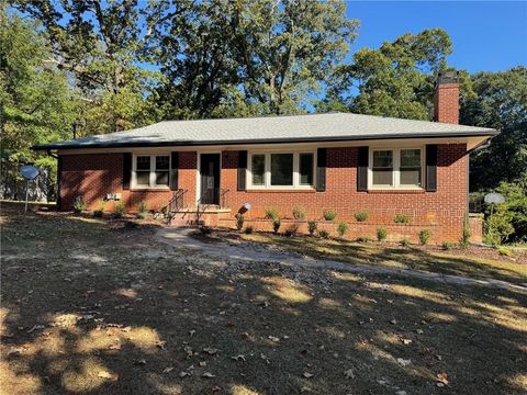 835 Lynn Circle SW Atlanta GA 30311