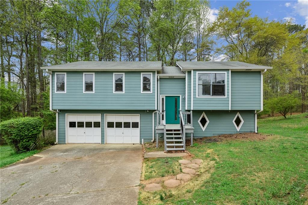 3055 Sawgrass Trail, Lilburn, Georgia image 1