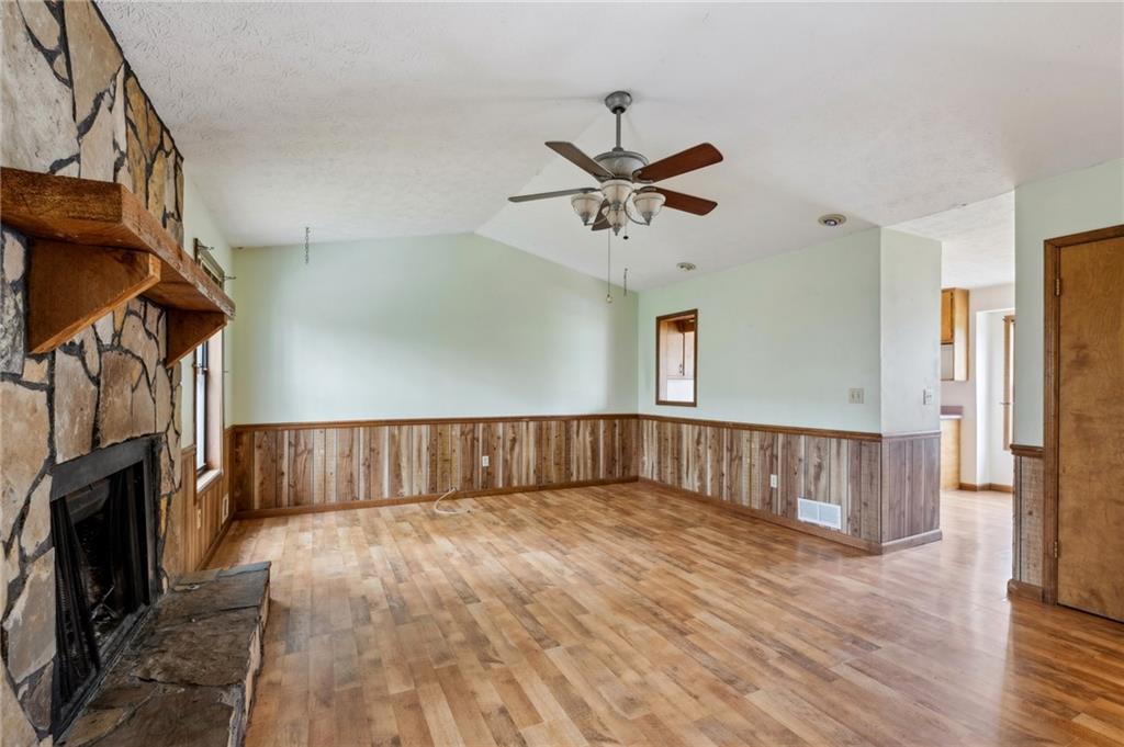 3055 Sawgrass Trail, Lilburn, Georgia image 8