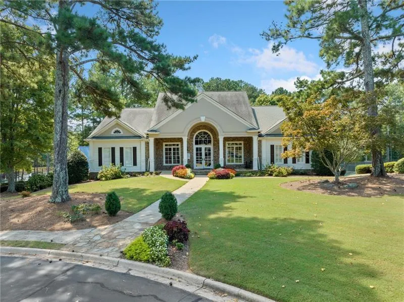 Lawrenceville, Georgia 30043, United States, 6 Bedrooms Bedrooms, ,4 BathroomsBathrooms,Residential,Pending,108850