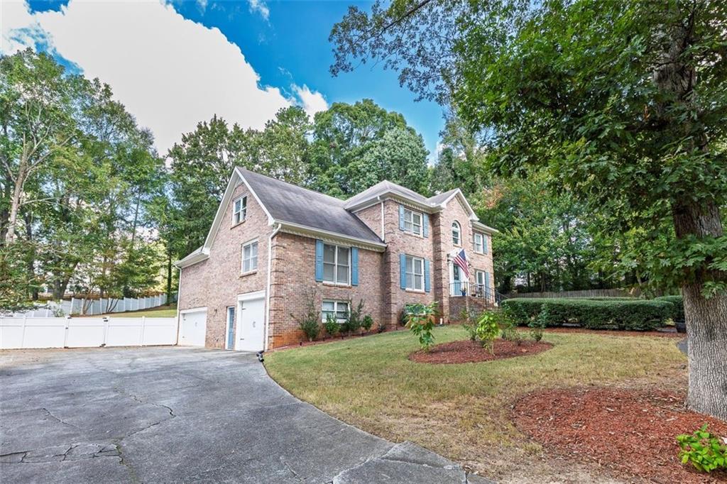 210 HANARRY Drive