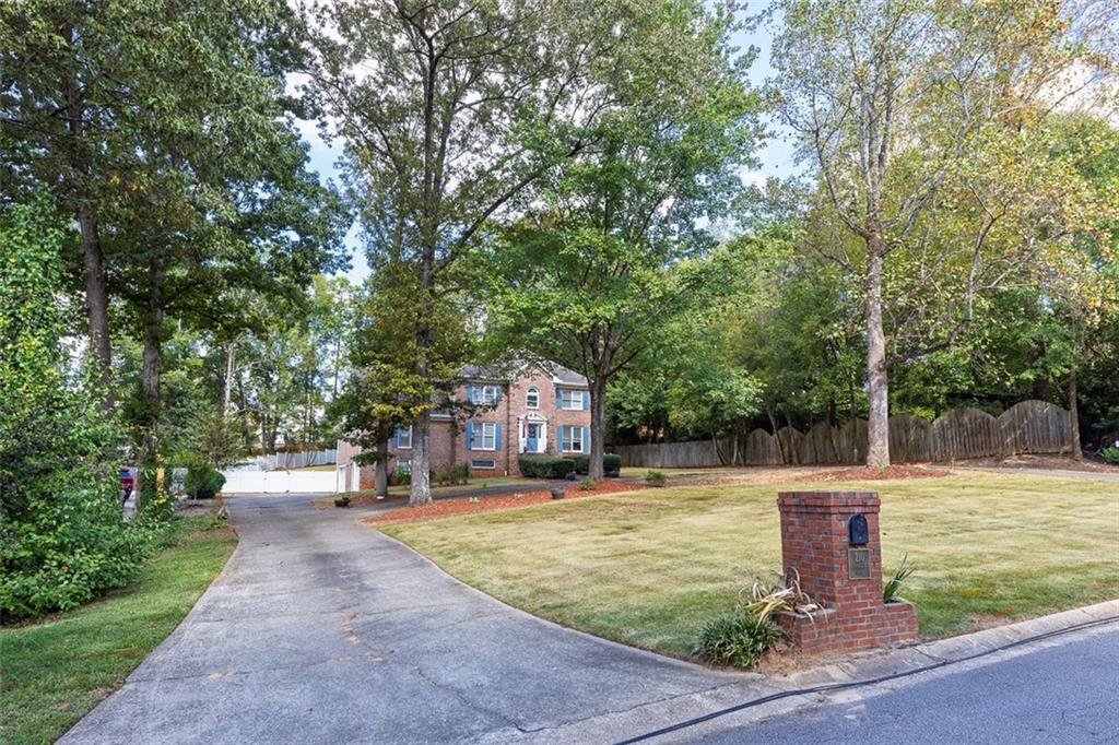 210 HANARRY Drive