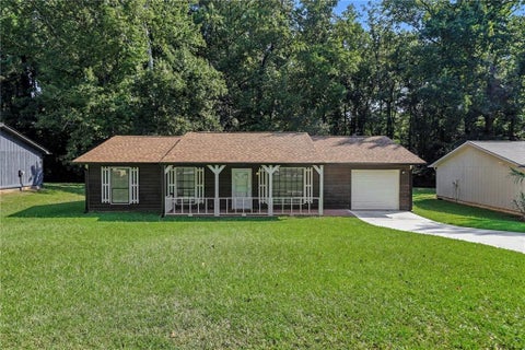 Homes For Sale - 8220 Englewood Trail<br/> Riverdale, GA 30274