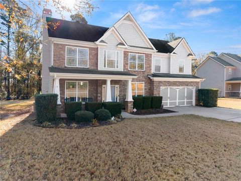 Homes For Sale - 725 Larry Lane<br/> Winder, GA 30680