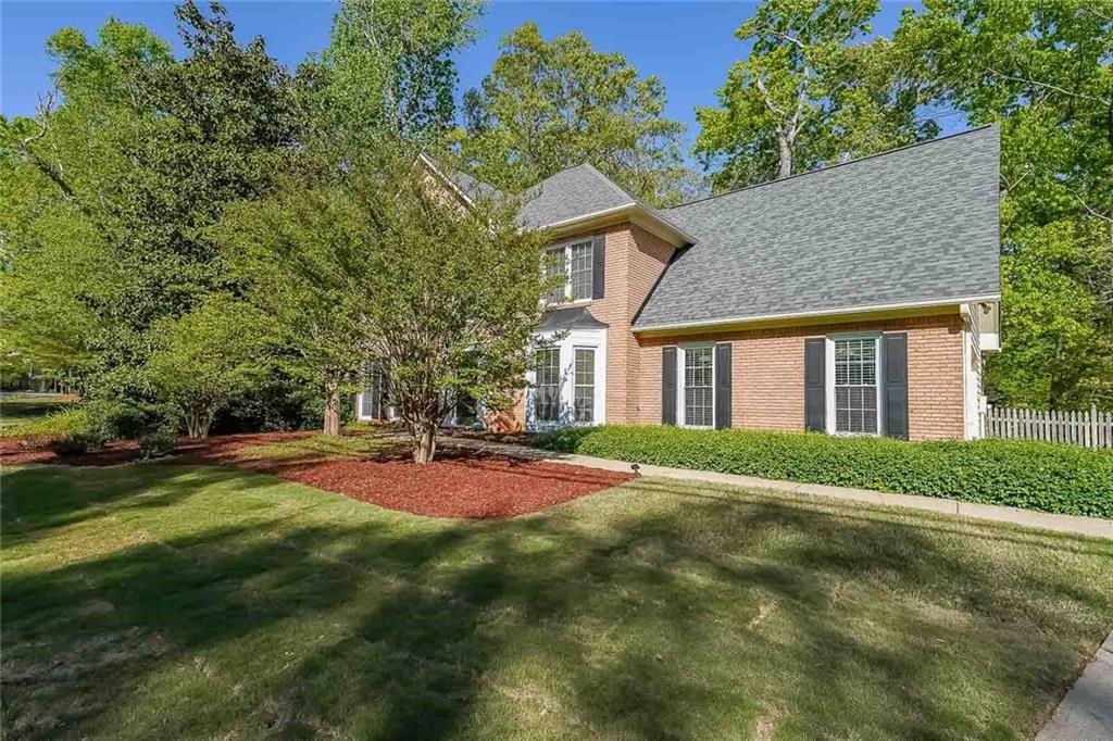 6221 Woodlore Drive, Acworth, Georgia image 2