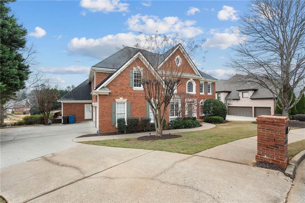 870 Longstone Landing