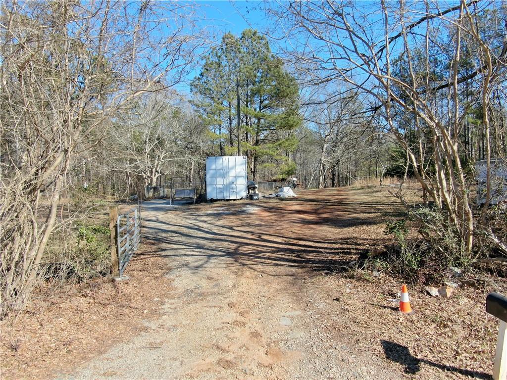 7669 Basket Creek Road, Douglasville, Georgia image 2