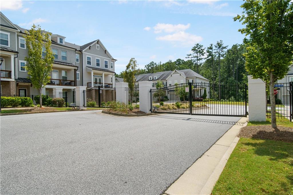 2020 Rivermont Way