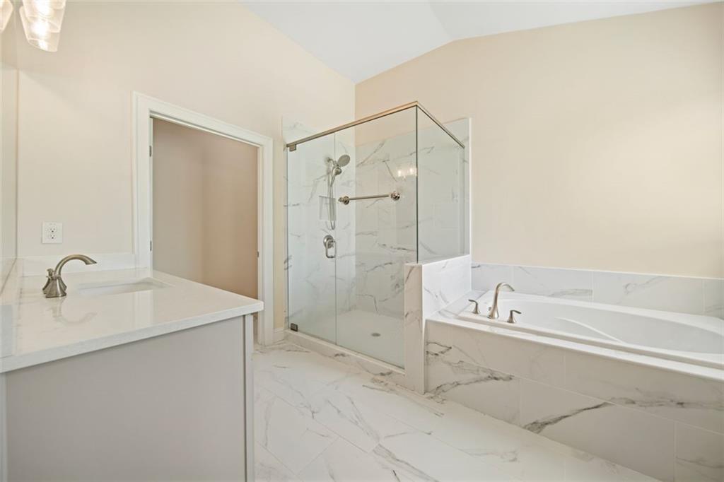 2020 Rivermont Way, Roswell, Georgia image 37