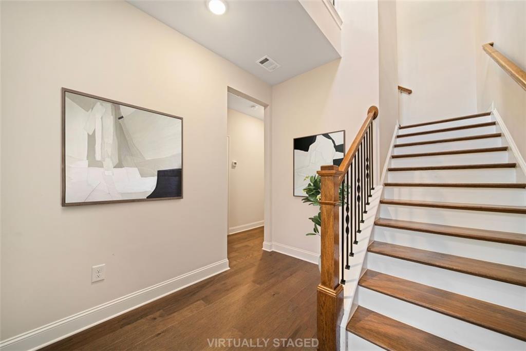 2020 Rivermont Way, Roswell, Georgia image 5