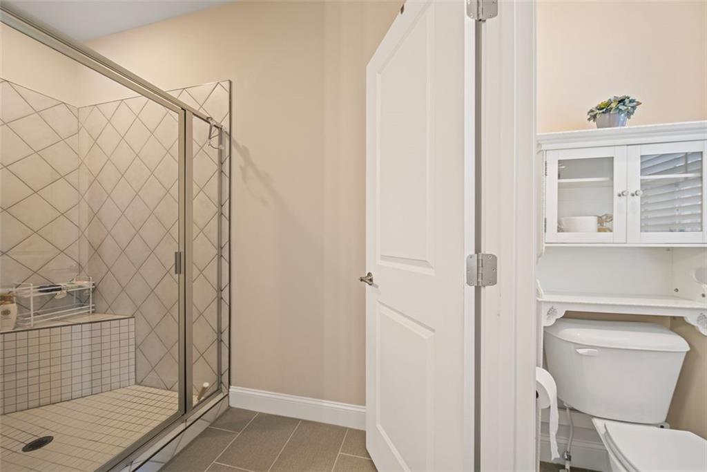2020 Rivermont Way, Roswell, Georgia image 32