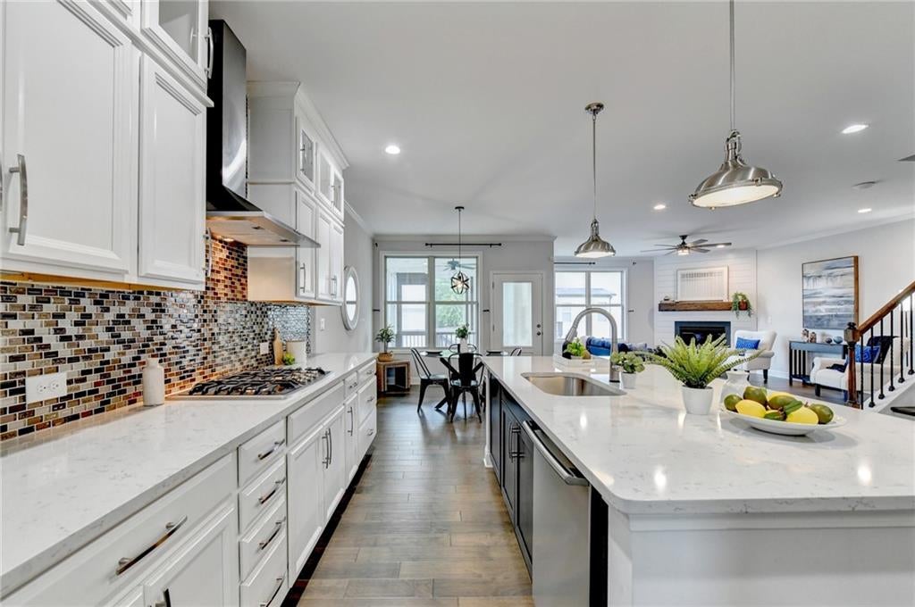 2387 Colby Court